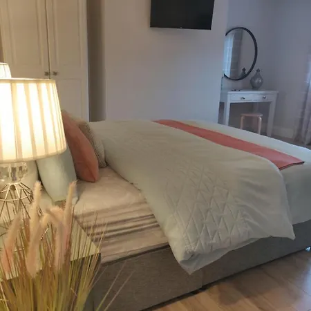 Apartment לטרקני